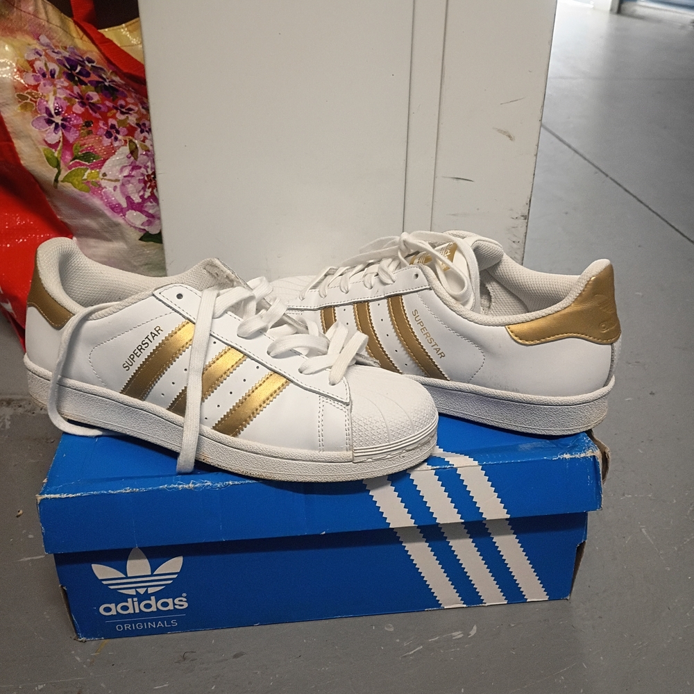 Adidas Superstar Women's Shoes - White and Gold